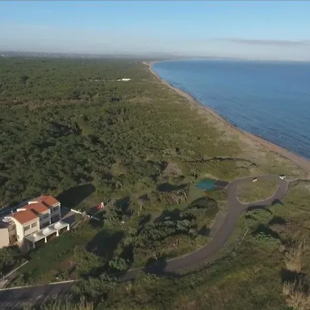 Отель Bellamarina