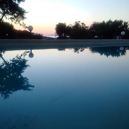 ホテル Bellamarina ソルソ