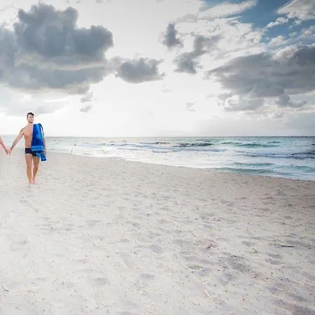 Bellamarina ホテル